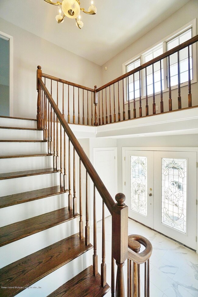 (2) Entry Foyer