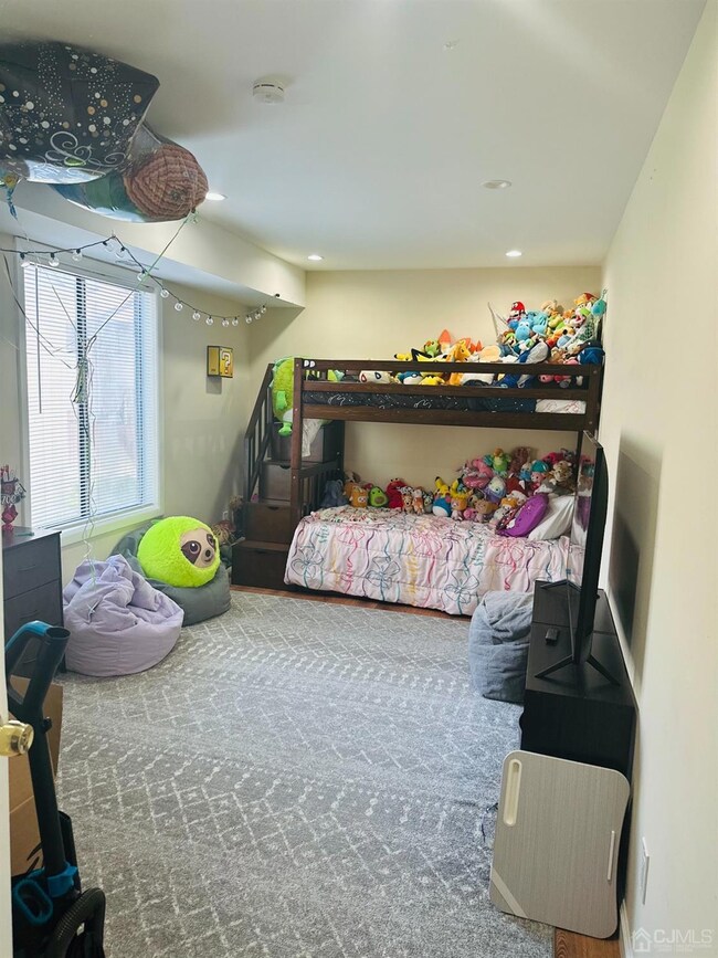 3 Avon Dr unit Z3, East Windsor, NJ 08520 - photo 3