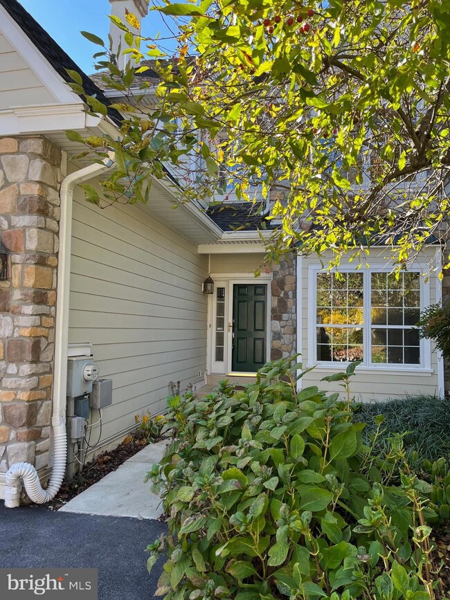 46 Overlook Cir unit 46, Berwyn, PA 19312 - photo 3