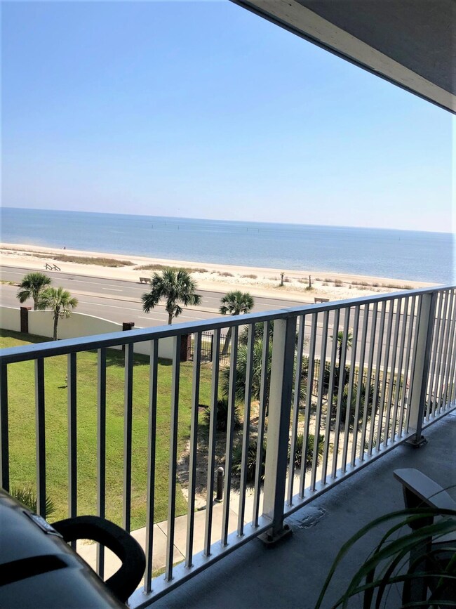 John White - 1453 E Beach 3