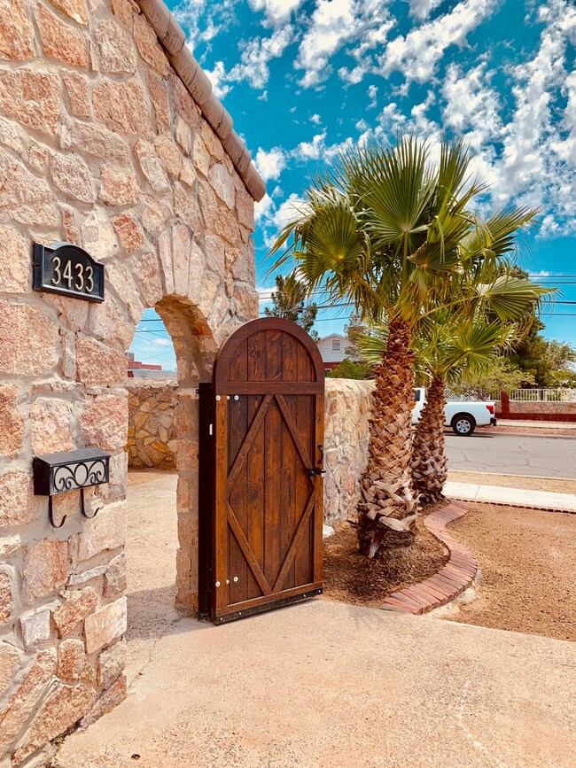 3433 Lebanon Ave, El Paso, TX 79930 - photo 2