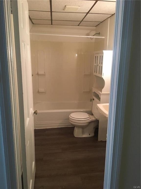 79 W Market St unit Apartment H, Bethlehem, PA 18018 - photo 5