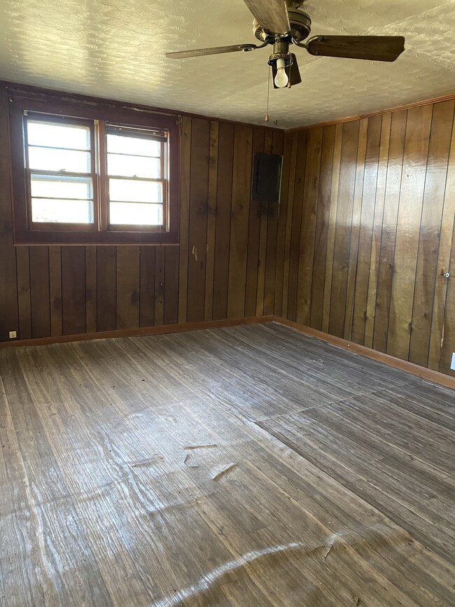 6125 Highway 13 S, Linden, TN 37096 - photo 7