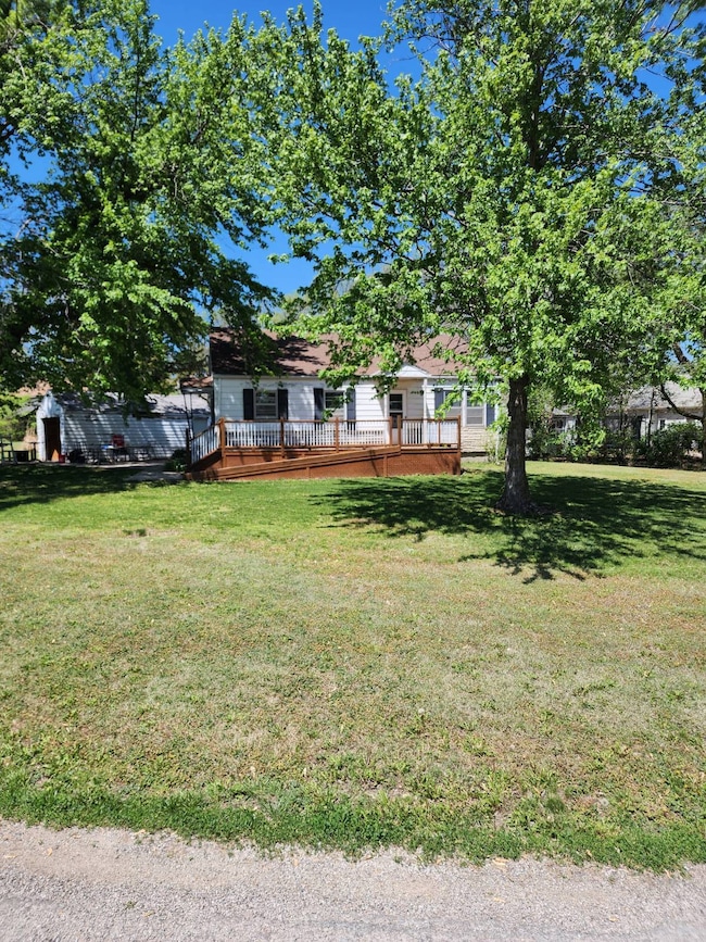 611 5th St, Jamestown, KS 66948 - photo 2