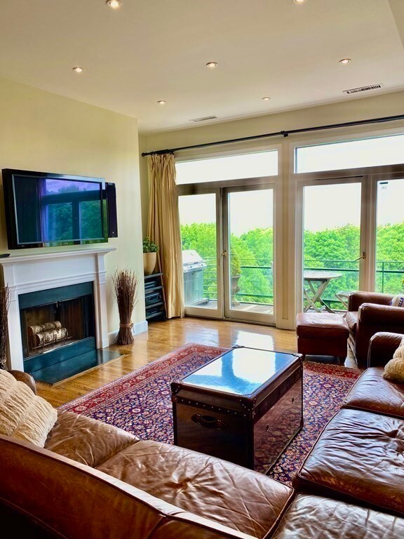 227 Summit Ave unit E402, Brookline, MA 02446 - photo 3