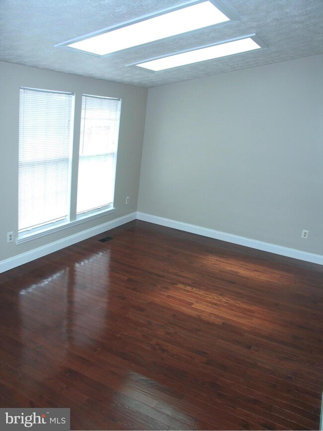 730 Rainbow Ct, Edgewood, MD 21040 - photo 5