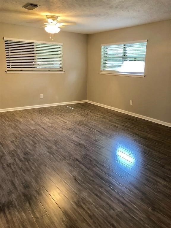 143 W County Road 136, Alvin, TX 77511 - photo 7