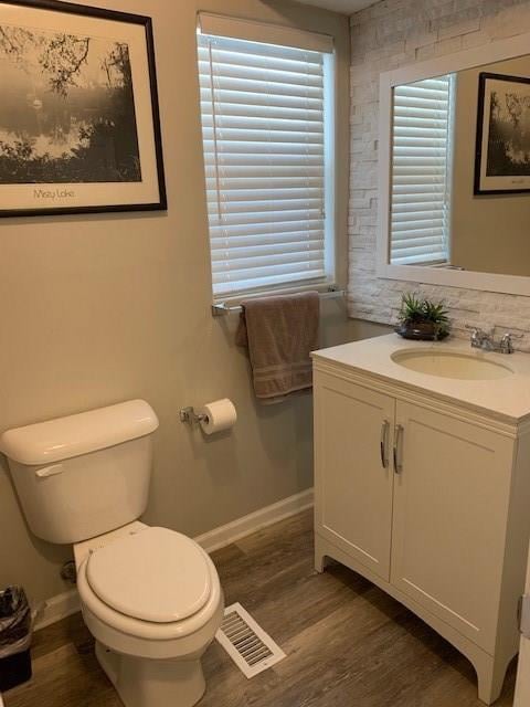 2921 Meadow Ln, West Des Moines, IA 50265 - photo 7