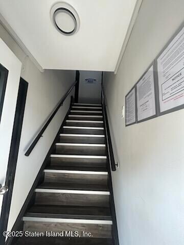 27 Vera St unit C, Staten Island, NY 10305 - photo 3