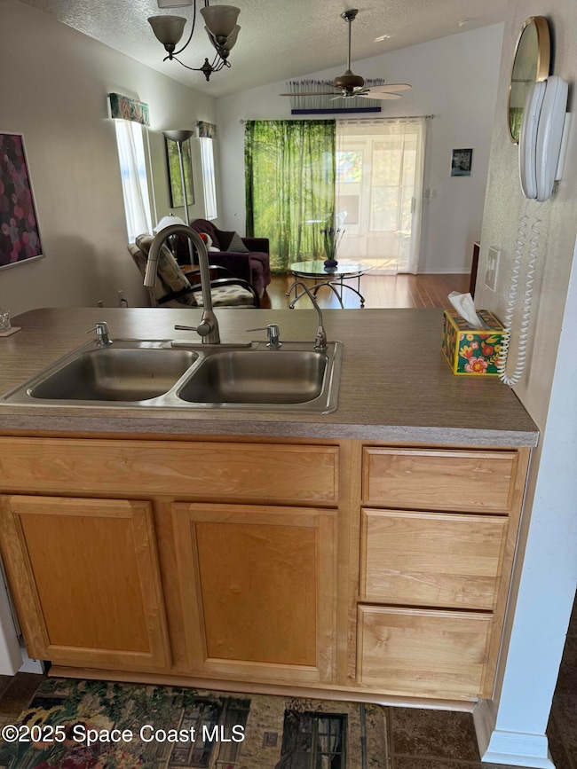 870 Cross Lake Dr, Melbourne, FL 32901 - photo 5