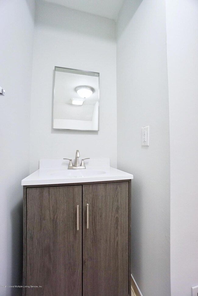 84 Vogel Loop, Staten Island, NY 10314 - photo 7