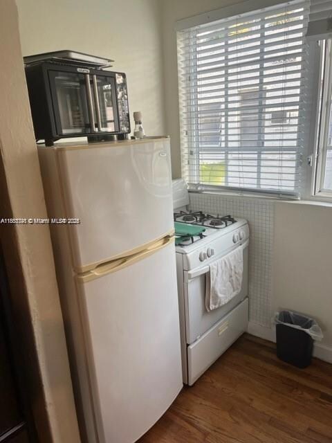 741 15th St unit 8, Miami Beach, FL 33139 - photo 4