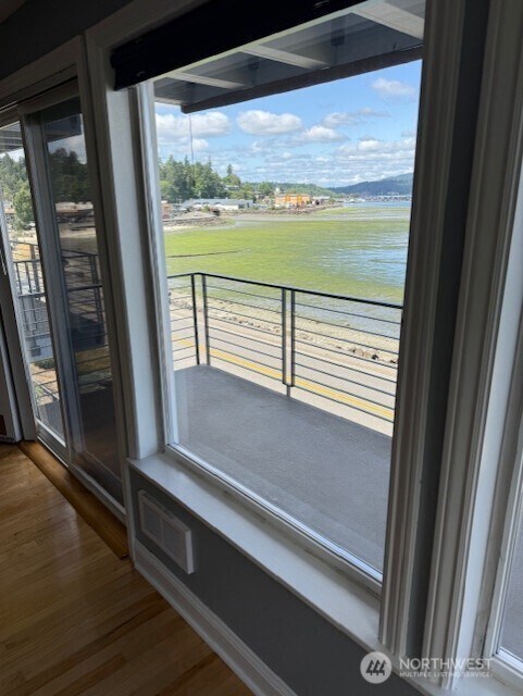 312 Perry Ave N unit 3, Port Orchard, WA 98366 - photo 5