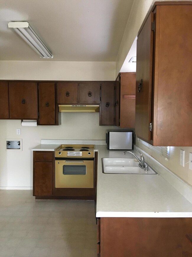 6519 S Kenneth Place, Tempe, AZ 85283 - photo 4