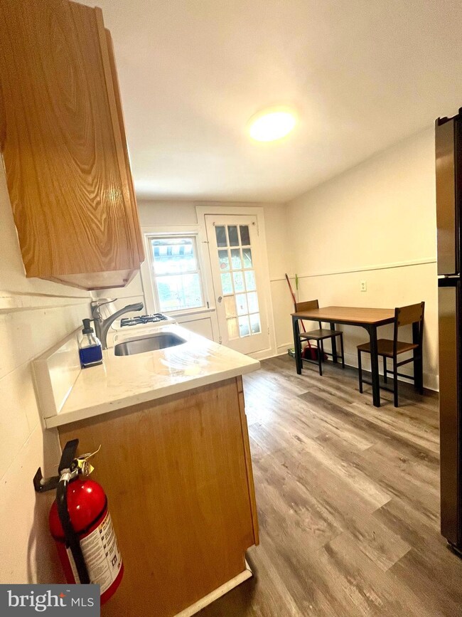 1100 Prospect St unit 2, Ewing, NJ 08638 - photo 6