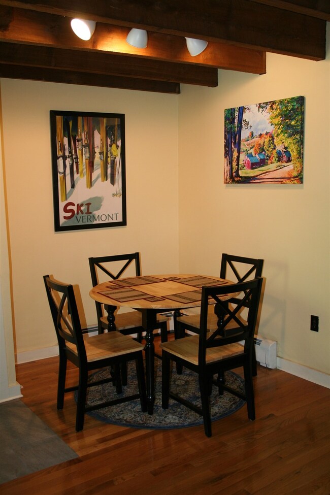 574 Willard Rd unit A, Hartford, VT 05001 - photo 3