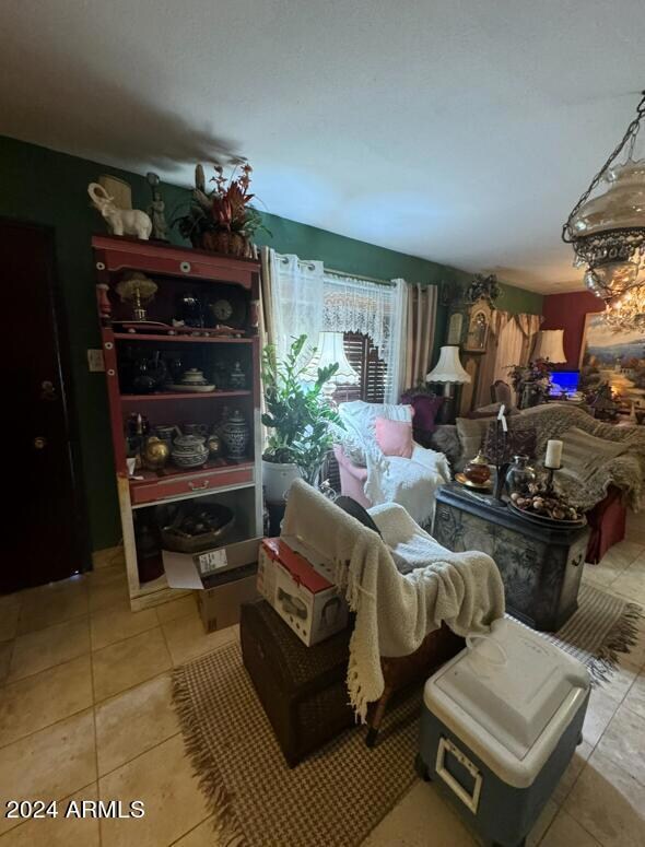 Living room 3