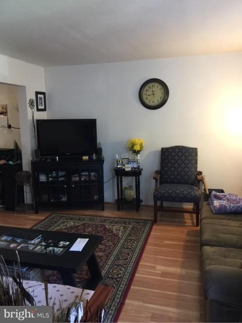 2922 Wren Ct, Woodbridge, VA 22191 - photo 2