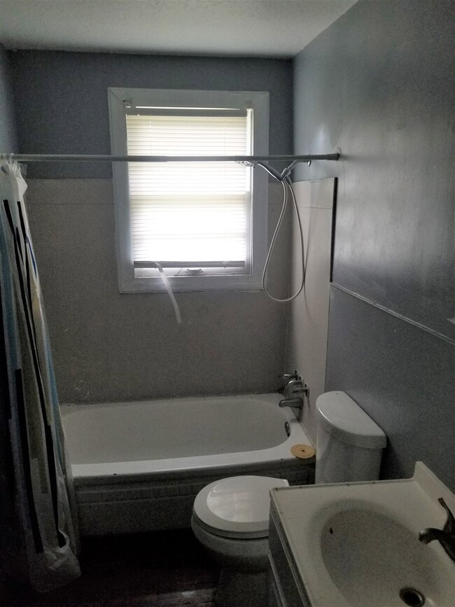 FULL BATH