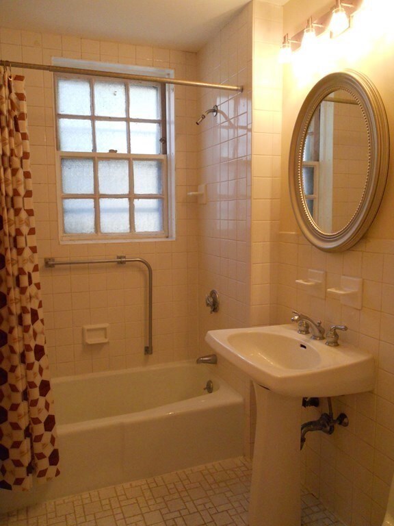 9 Ellery St unit 6, Cambridge, MA 02138 - photo 2