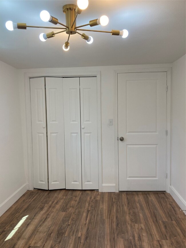 908 Eleanor St unit 1, Houston, TX 77009 - photo 7