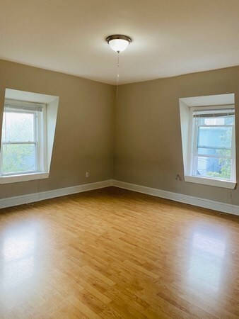 9 Rice St unit 6, Brookline, MA 02445 - photo 6