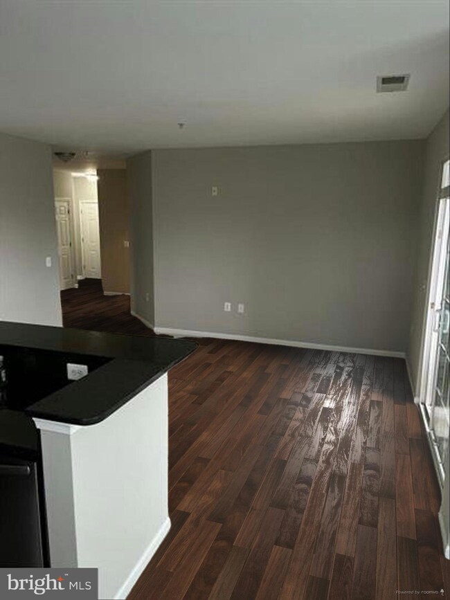 1341 Karen Blvd unit 202, Capitol Heights, MD 20743 - photo 4