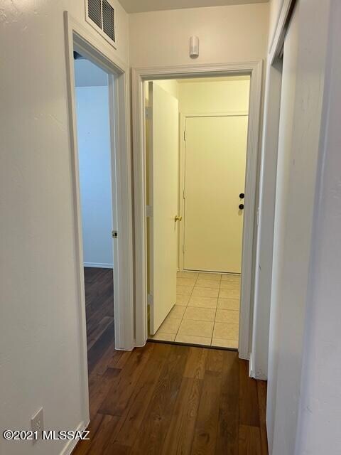 2057 W Silver Meadow Place, Tucson, AZ 85745 - photo 7