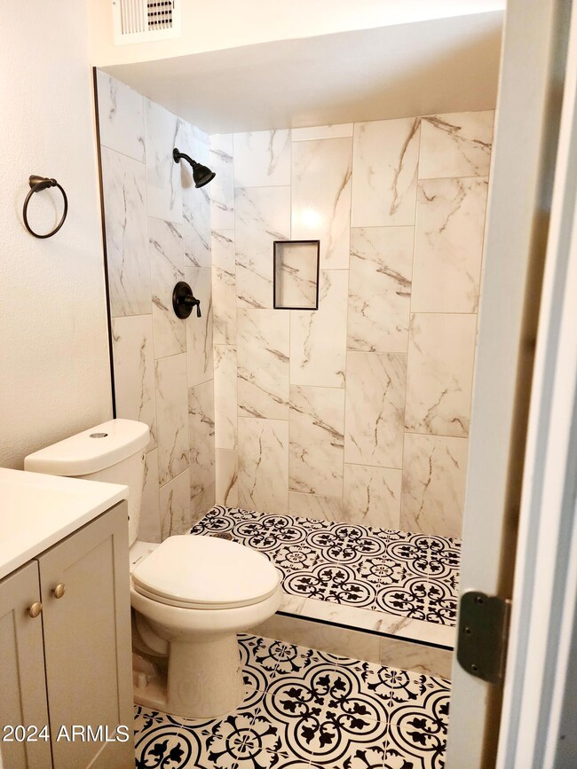 4734 N 49th Ave unit 2B, Phoenix, AZ 85031 - photo 6