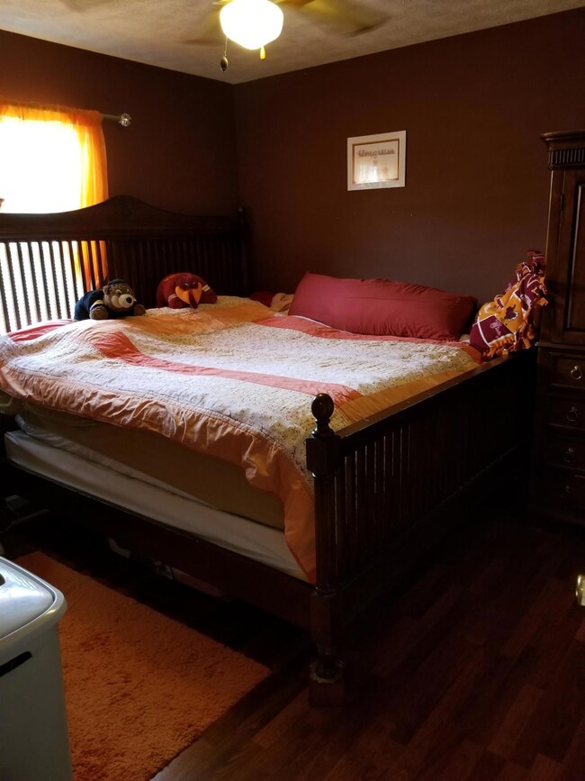 Bedroom #1