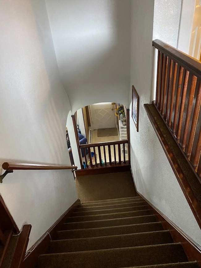Upstairs Foyer