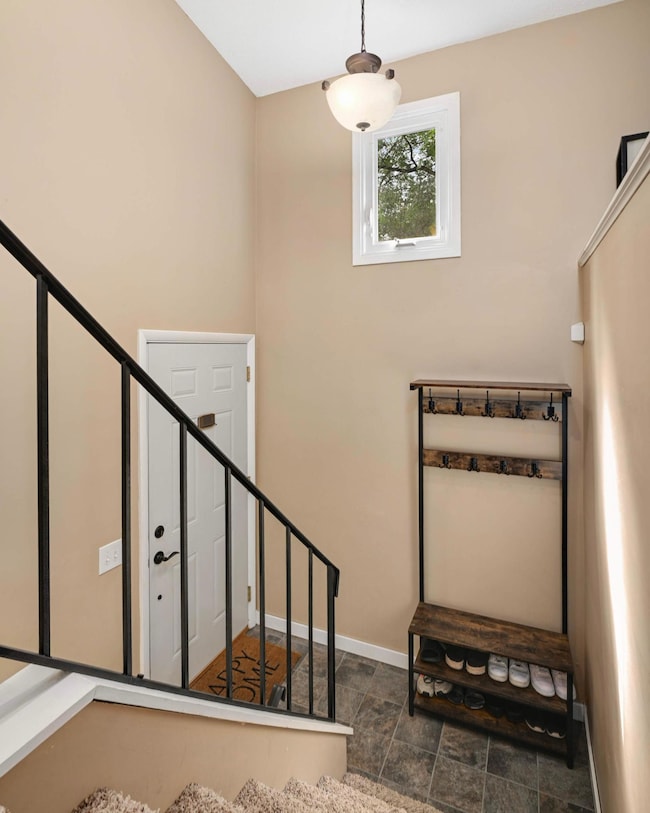 7321 Woodstock Curve, Bloomington, MN 55438 - photo 4