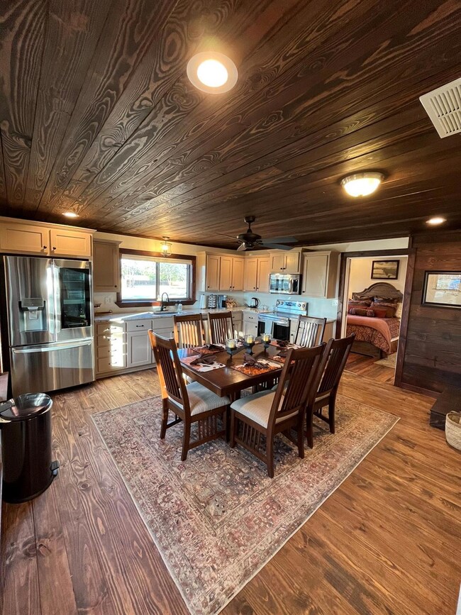 166 Short St, Forestburg, TX 76239 - photo 3