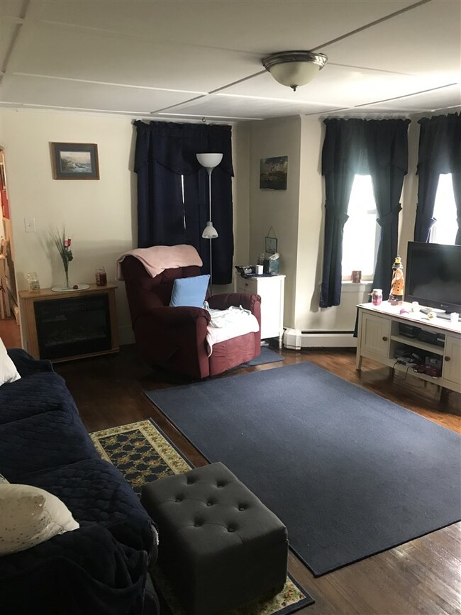 32 Union St, Milford, NH 03055 - photo 5