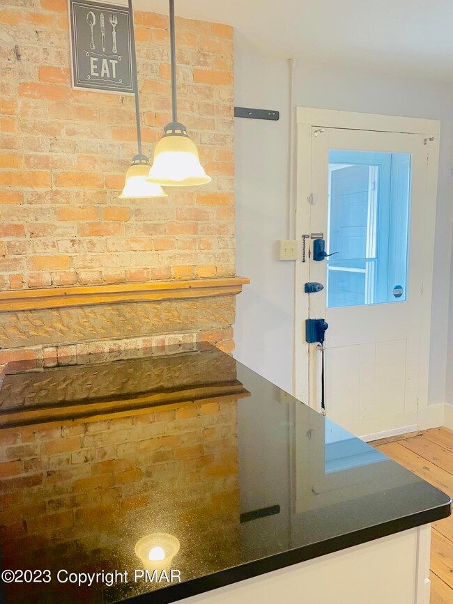 3527 Middle Easton Belmont Pike, Stroudsburg, PA 18360 - photo 6