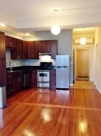 184 Main St unit 2A, Northampton, MA 01060 - photo 5