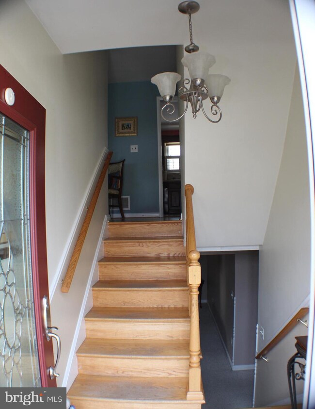 4805 Hilltop Ct, Nottingham, MD 21236 - photo 6