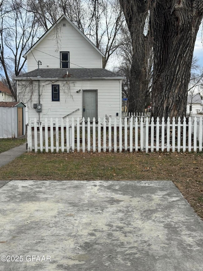 603 N 5th St, Grand Forks, ND 58203 - photo 3
