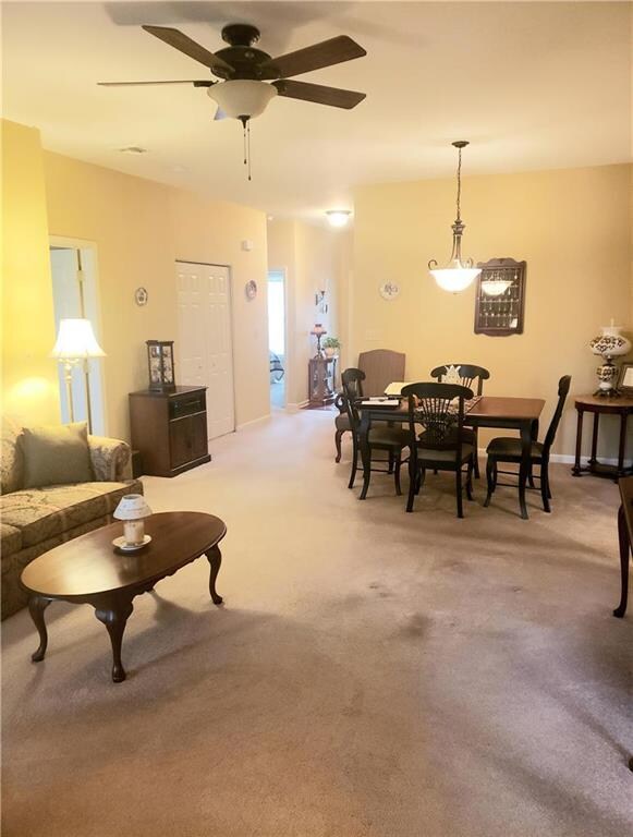 4350 Belmont Cir, Whitehall, PA 18052 - photo 7