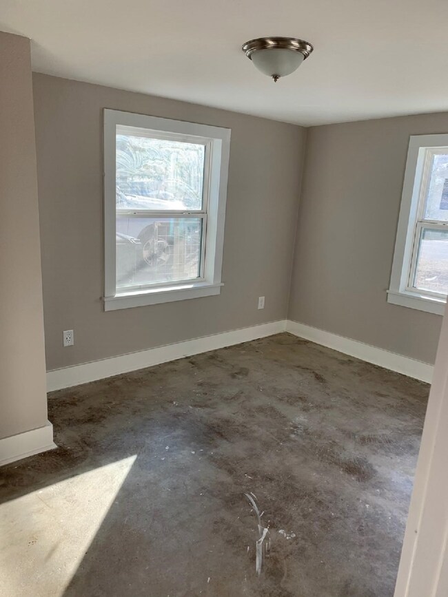 Bedroom large enough for a queen/or full-size bed