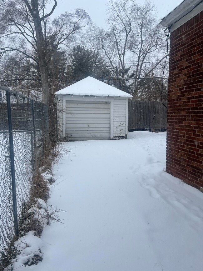Garage