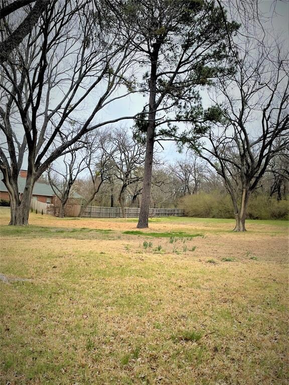 512 Verna Ln, Denison, TX 75020 - photo 3
