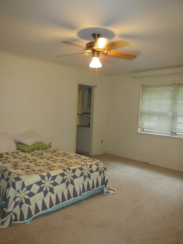 709 Bostwick St, Nacogdoches, TX 75965 - photo 7