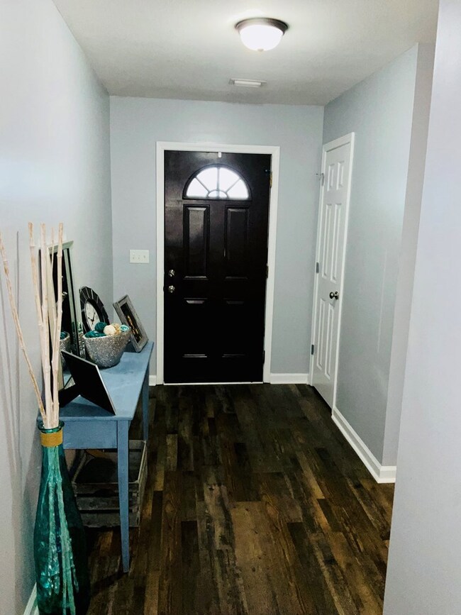 Foyer/Entrance