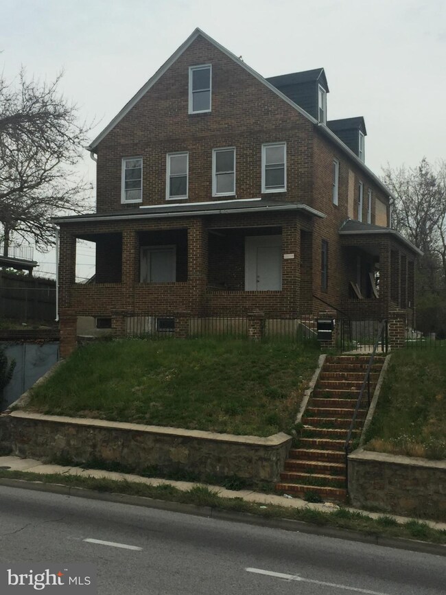 2608 Erdman Ave, Baltimore, MD 21213 - photo 3