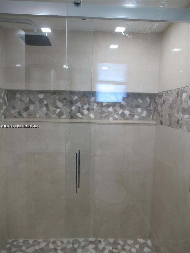 100 Fontainebleau Blvd unit 403, Miami, FL 33172 - photo 6