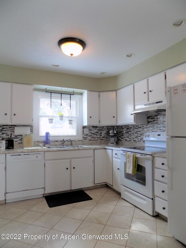 1260 Barclay St, Craig, CO 81625 - photo 5