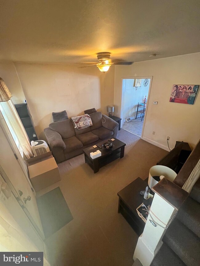 405 E Basin St, Norristown, PA 19401 - photo 7