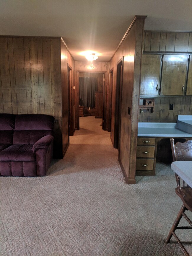 1707 Gordon Rd unit 3, Shelbyville, TN 37160 - photo 4