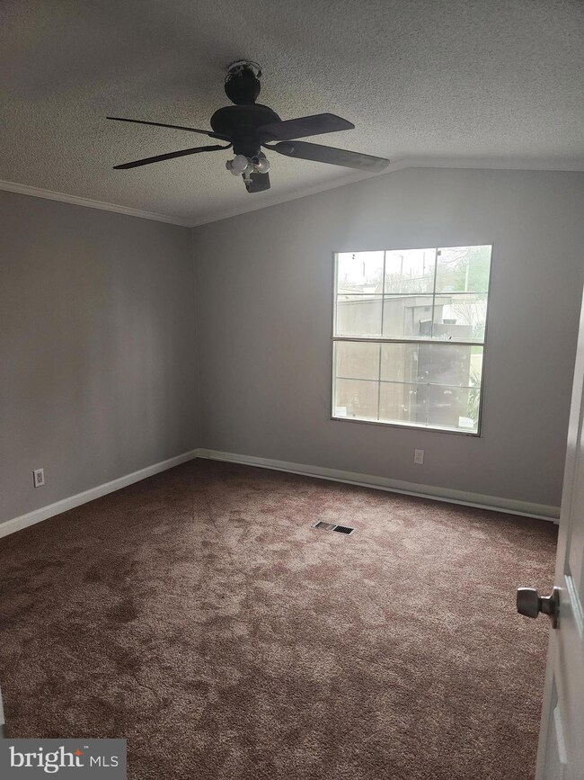 103 California Ave, Williamstown, NJ 08094 - photo 3